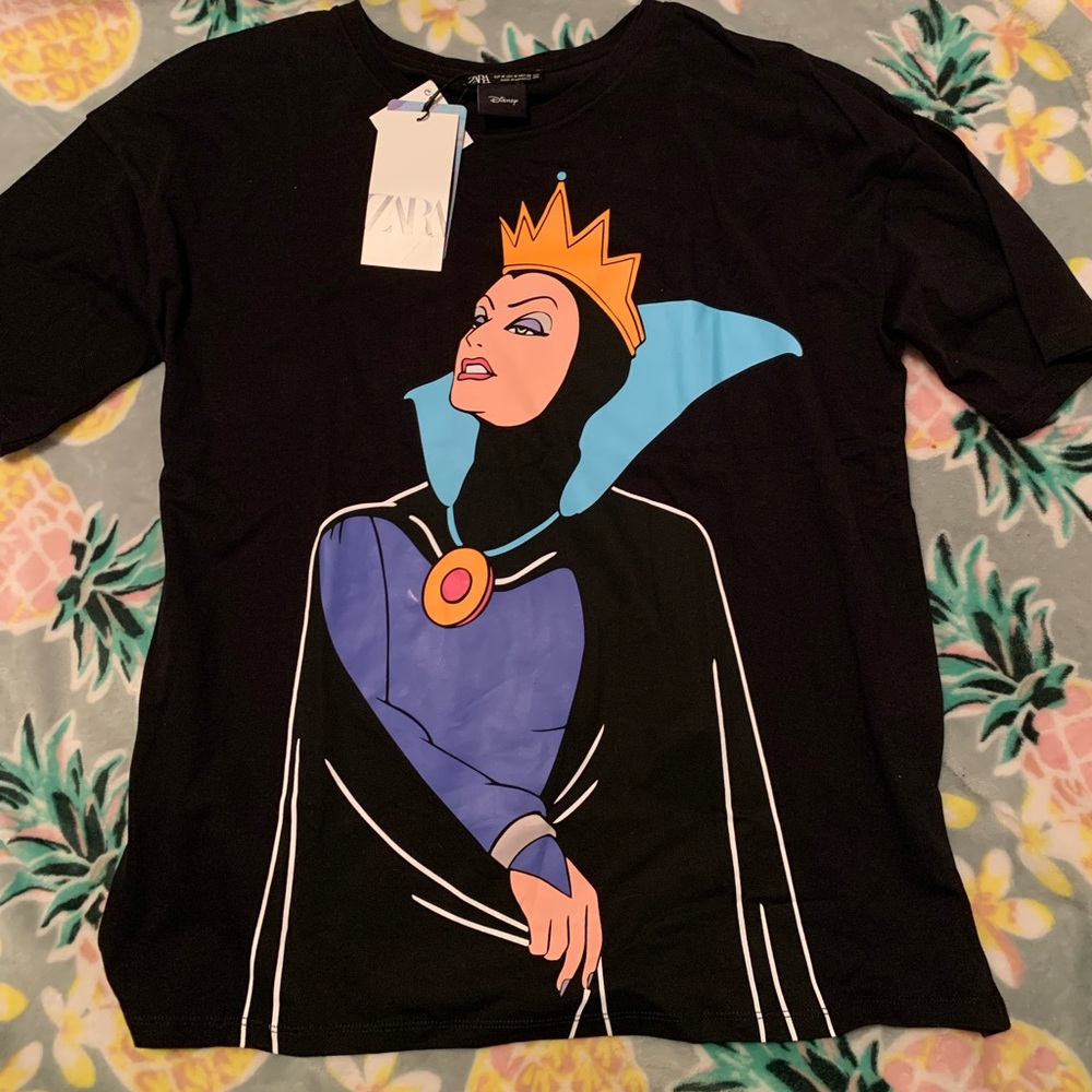 Disney Zara Snow White evil queen shirt size medium